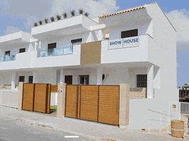 Anton Hegra inmobiliaria GIF