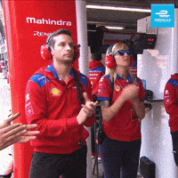 200.gif?cid=fc005b08d4c86f0fb398620ec479450d3cb9caa813f51dac&rid=200.gif&ct=g