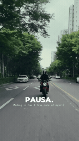 Pausa GIF