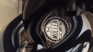 MÜLLER BMX GIF