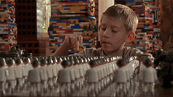 https://media0.giphy.com/media/Vg5iR49UZrrPadEOwy/200.gif