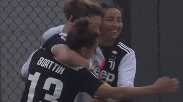 Womens Football Hug GIF by JuventusFC