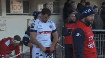 200.gif?cid=fc005b082431402530e8a16e39dcfadc2ac60208a7775afe&rid=200.gif&ct=g