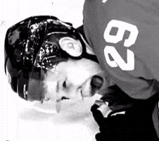 Nathan Mackinnon GIF