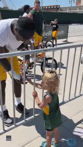 Green Bay Packers Kids GIF by Storyful
