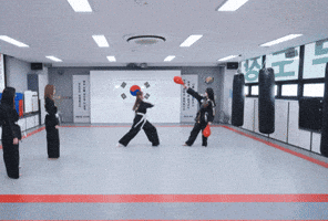 Triples 하연 GIF