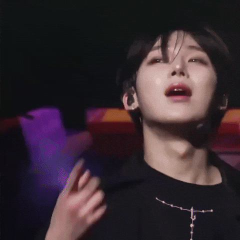 Kim Kuromi GIF