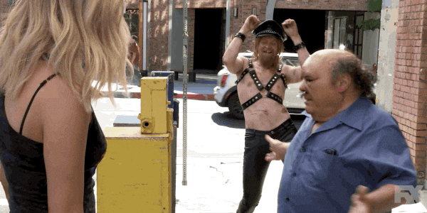 giphy.gif?cid=5e214886ayd0evsmnsqja2v0xc