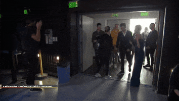 Álarcosénekes GIF