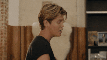 200.gif?cid=fc005b084eccb7c138a33f78eb6977cee8b9b9aeebca059f&rid=200.gif&ct=g