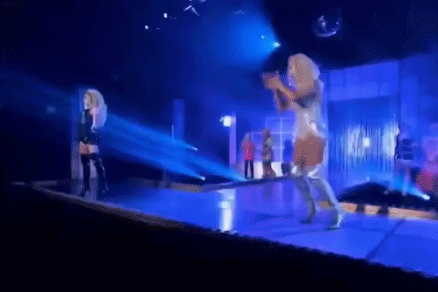 giphy.gif?cid=5e2148866d1cf3a8f9d7ba97aa