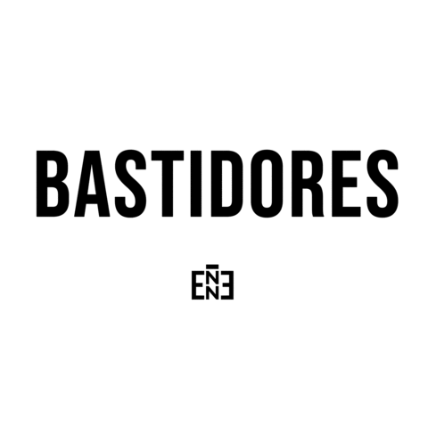 Making Off Sticker by Enne, me fotografa?