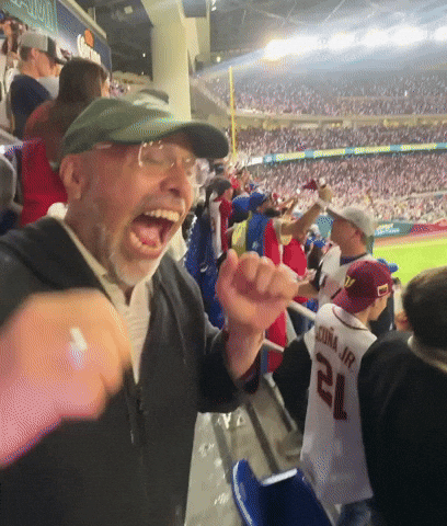 Diego Happy GIF by Sobe tan by Fabiola