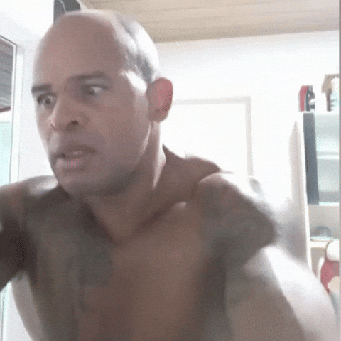 Gili GIF
