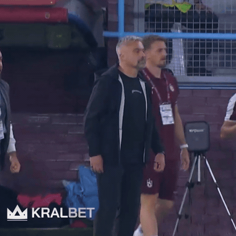 Thomas Reis Trabzonspor GIF by KRLSOCIAL