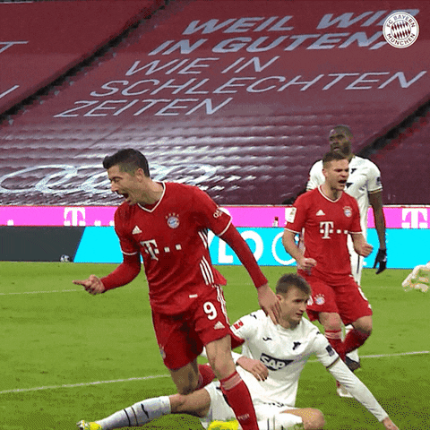 Happy Robert Lewandowski GIF by FC Bayern Munich