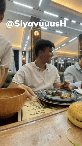 Секси Eating GIF