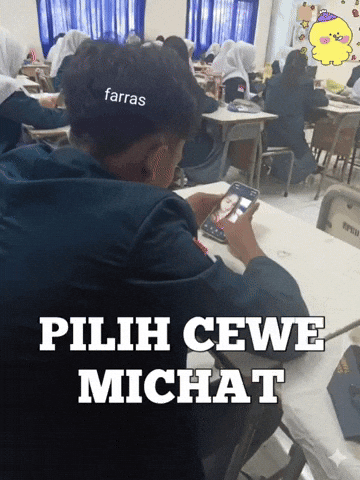 Cewe Farras GIF