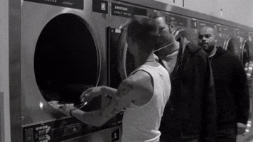 200.gif?cid=fc005b0816294a3aa8e5033ddf0929de65c612ee614b1ba4&rid=200.gif&ct=g