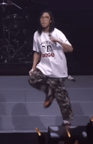 Fama GIF