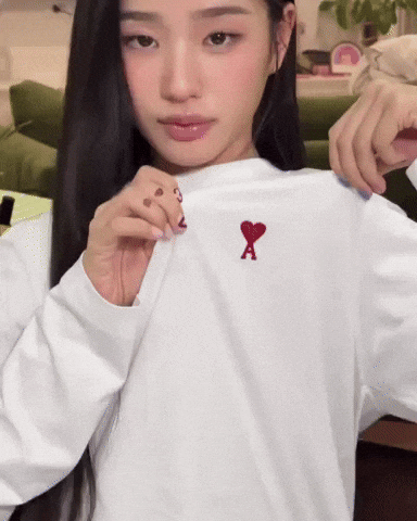 Tuty Amiparis GIF