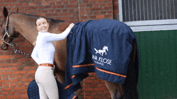 Anna Klose GIF