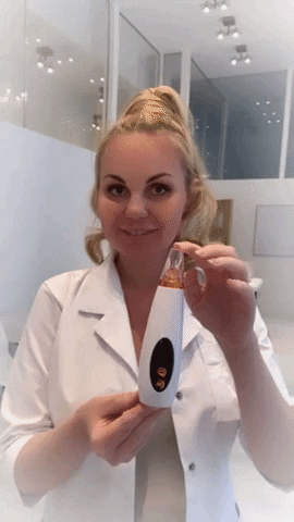 Lesley-Ann Poppe GIF