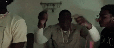 200.gif?cid=fc005b081a4ea94b7b26dc290c0b0c57b942b48759a5a568&rid=200.gif&ct=g