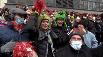 Macys Parade Cheering GIF by The 95th Macy’s Thanksgiving Day Parade