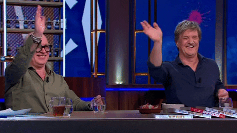 giphy.gif?cid=6c09b952iv2b2on8kykkxssvtggq2bhlne49p7bjy3bhns6b&ep=v1_internal_gif_by_id&rid=giphy.gif&ct=g