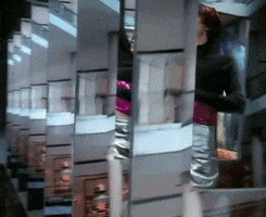 200.gif?cid=fc005b08c7cfe95564c1760d753d1390bc3cd56a97bf9460&rid=200.gif&ct=g