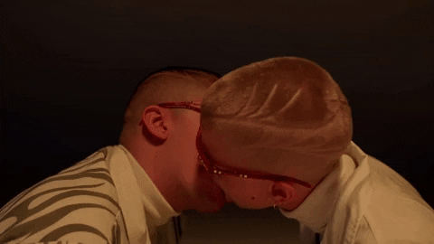 giphy.gif?cid=5e214886055cb8ce586e88917c