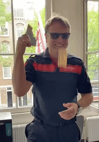 Kazerne Victor GIF