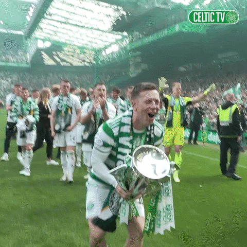 Celebrate Come On GIF by Celtic Football Club