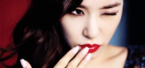 Imagini pentru tiffany gif