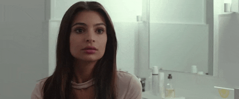 Emily Ratajkowski Gif