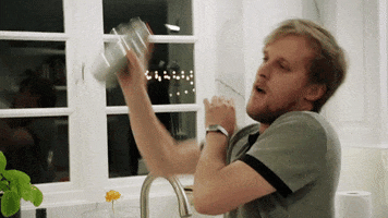 shaking comedy central GIF by Drunk History