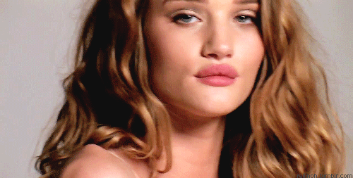 Sexy Rosie Huntington Whiteley GIF