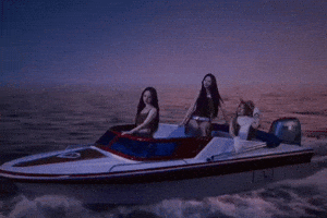 Fun Queen GIF