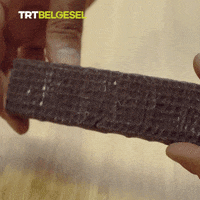 Chocolate Sharing GIF by TRT