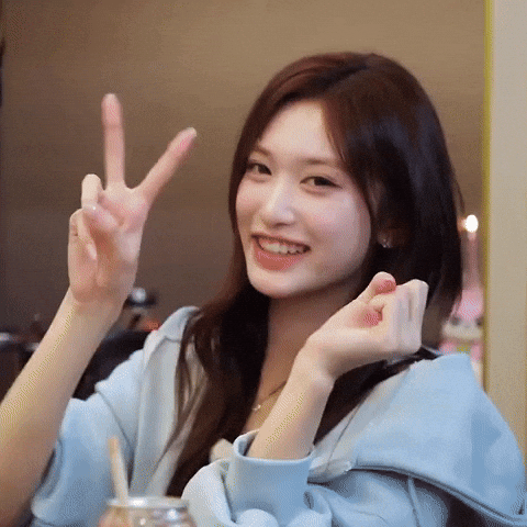 Girl Group Ive GIF