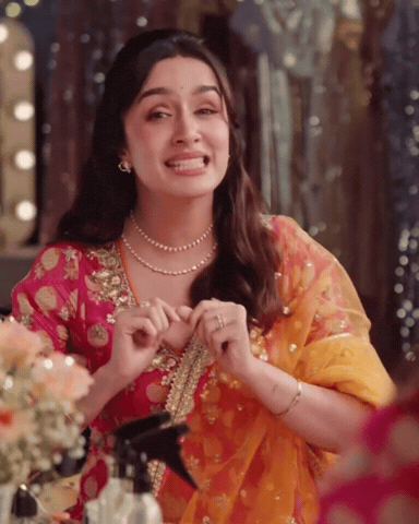 Kapoorshraddhaa143 GIF