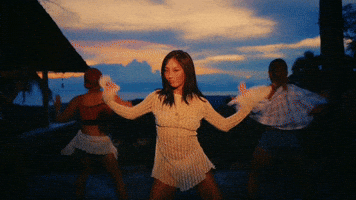 Hyolyn GIF