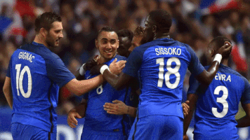 yw1hdxj5x2paewfob28uzni  GIF