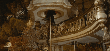 Hellodolly GIF