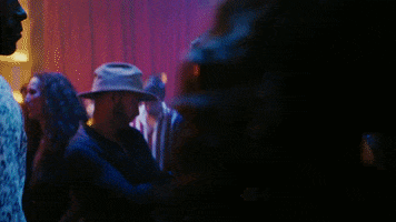 200.gif?cid=fc005b085e2ecef3e2942b902fe366136901b9d9ce0a3819&rid=200.gif&ct=g