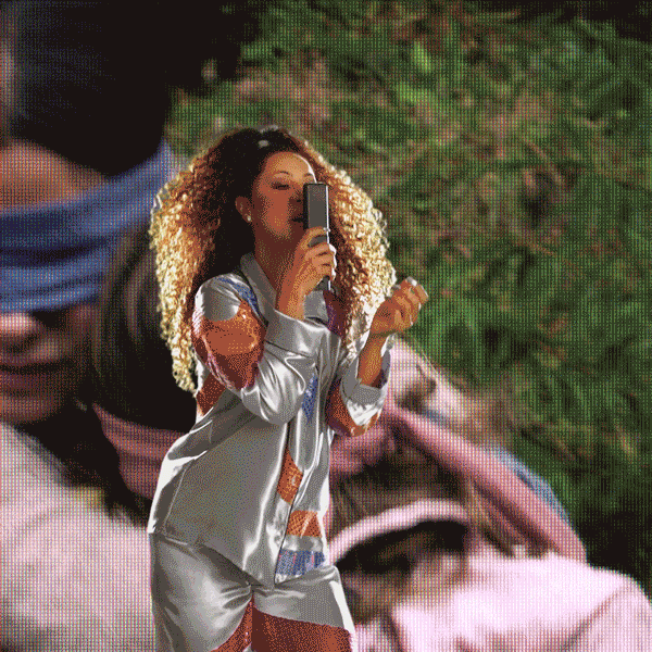 Valeria Valenssa Netflix GIF by Loira do Spoiler