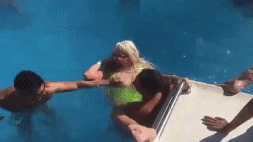 Bimbo Sillyconne GIF