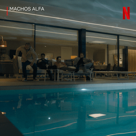 Pool Ma GIF by Netflix España