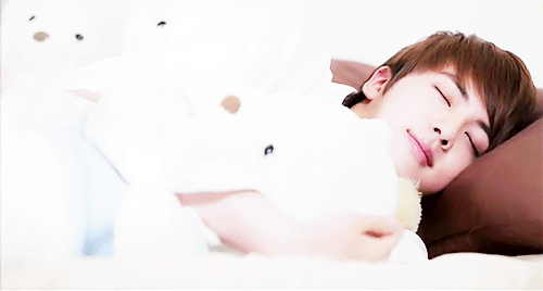 Good night everyone 💜
Wish you have a beautiful dreams  🥰🐣